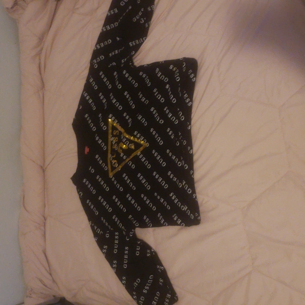 Los Angeles Guess Sweater